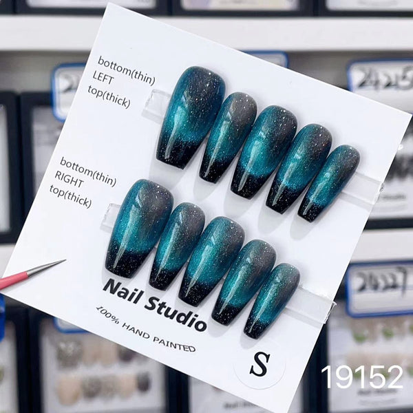 19152#Blue Cat’s Eye Medium T