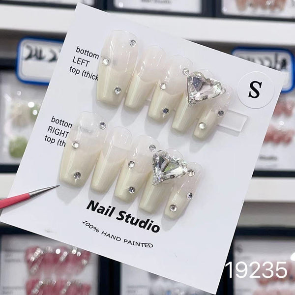 19235# Sour Cream White French Heart