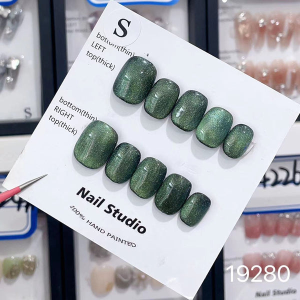 19280#Vintage Green Cat’s Eye