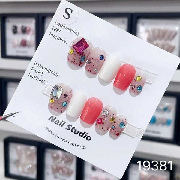 19381#Colored Stone Box