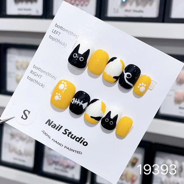 19393#Yellow Night Cat