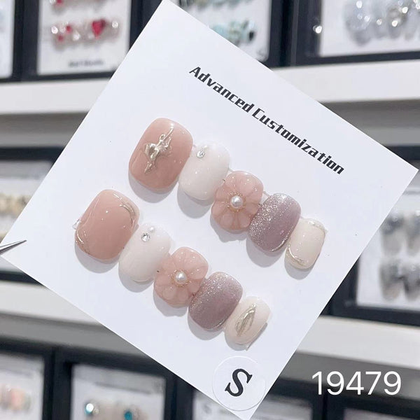 19479#Milk Tea Flowering